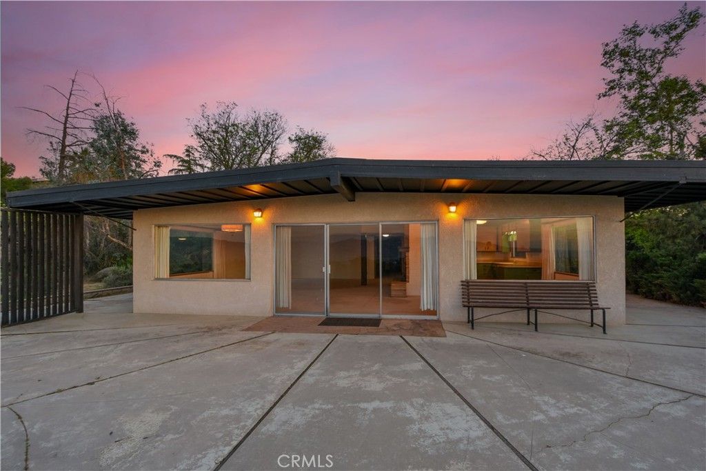 Image 39 of property listing at 28280 Rawlings, Hemet, CA 92544