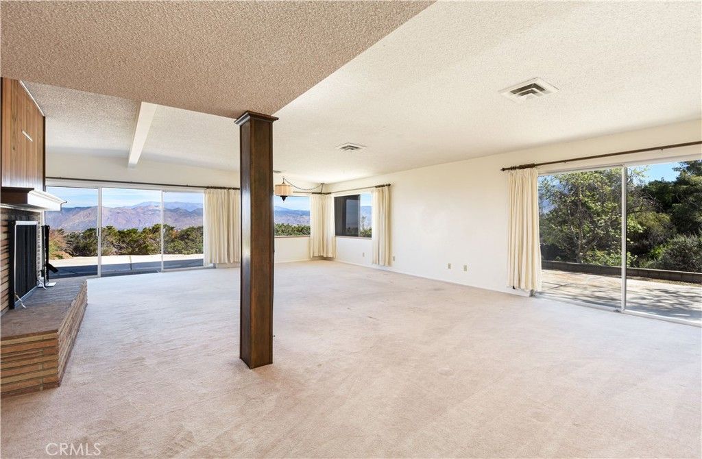 Image 5 of property listing at 28280 Rawlings, Hemet, CA 92544