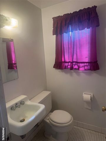 72 Oak Street, Englewood, NJ 07631