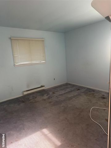 72 Oak Street, Englewood, NJ 07631