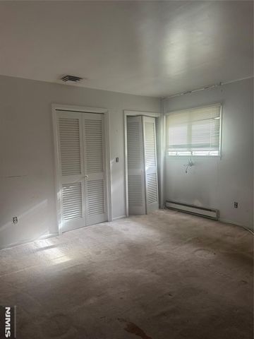 72 Oak Street, Englewood, NJ 07631