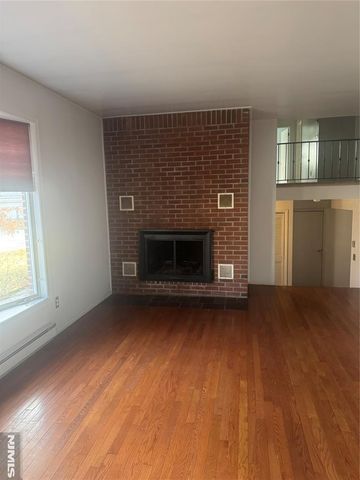 72 Oak Street, Englewood, NJ 07631