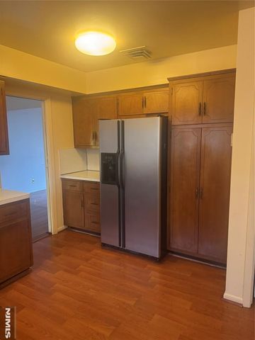 72 Oak Street, Englewood, NJ 07631