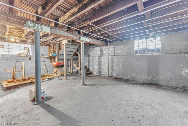 1109 E 169th Street, Cleveland, OH 44110