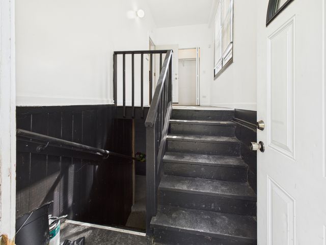 8535 S Givins Court, Chicago, IL 60620