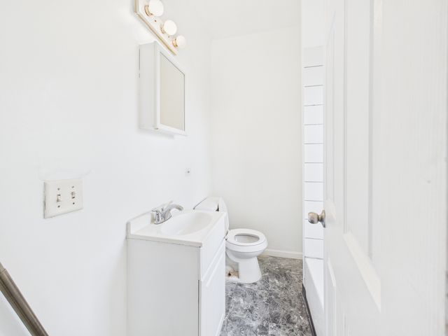 8535 S Givins Court, Chicago, IL 60620