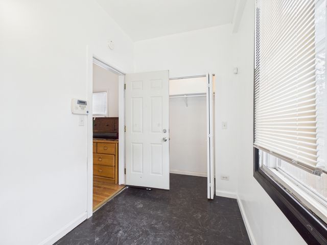 8535 S Givins Court, Chicago, IL 60620