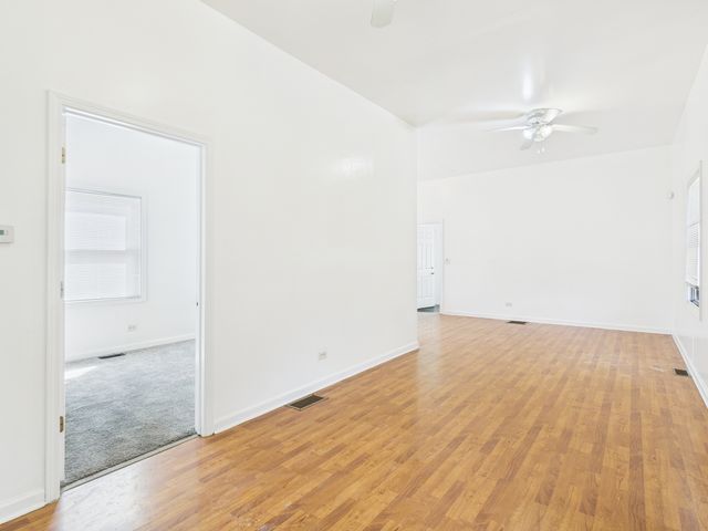 8535 S Givins Court, Chicago, IL 60620