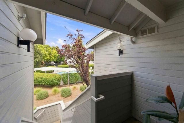 400 Shadow Run Drive, San Jose, CA 95110
