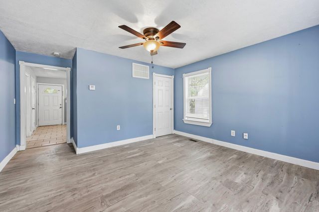 1617 W Lee Street, Springfield, MO 65803