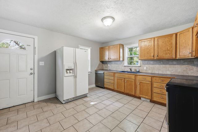 1617 W Lee Street, Springfield, MO 65803