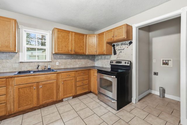 1617 W Lee Street, Springfield, MO 65803