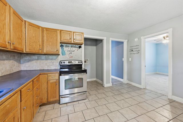 1617 W Lee Street, Springfield, MO 65803
