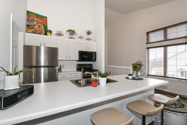 588 Geneva National AVENUE N, Lake Geneva, WI 53147