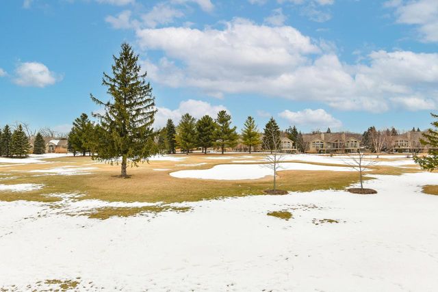 588 Geneva National AVENUE N, Lake Geneva, WI 53147