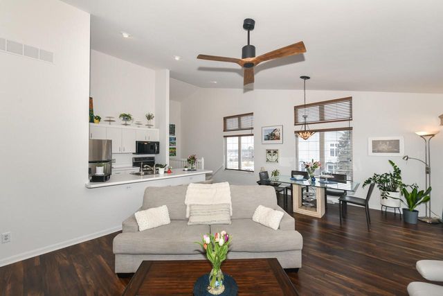 588 Geneva National AVENUE N, Lake Geneva, WI 53147