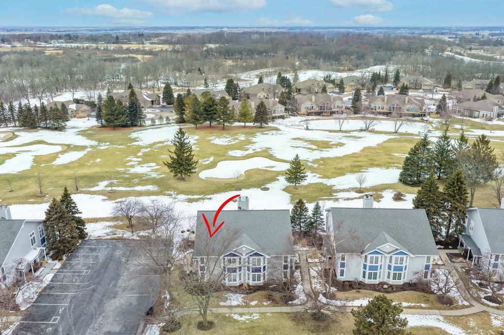 588 Geneva National AVENUE N, Lake Geneva, WI 53147