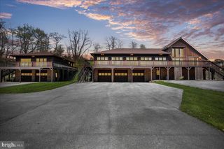 1585 SOLLENBERGER ROAD, Chambersburg, PA 17202