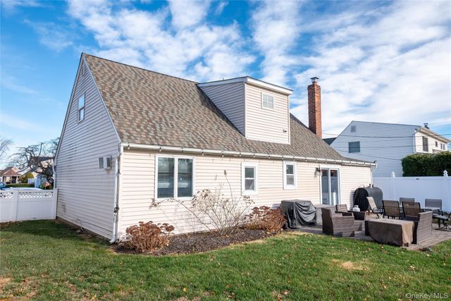 4030 Avoca Avenue, Bethpage, NY 11714