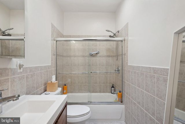 1029 G ST NE, Washington, DC 20002