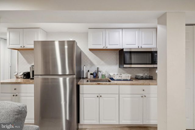 1029 G ST NE, Washington, DC 20002