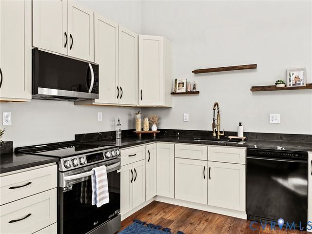 13335 Happy Hill Rd, Chesterfield, VA 23831