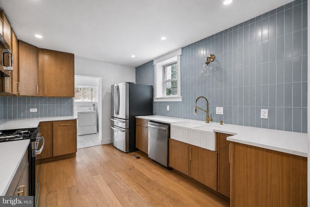 823 N 22ND ST, PHILADELPHIA, PA 19130 — photo 5