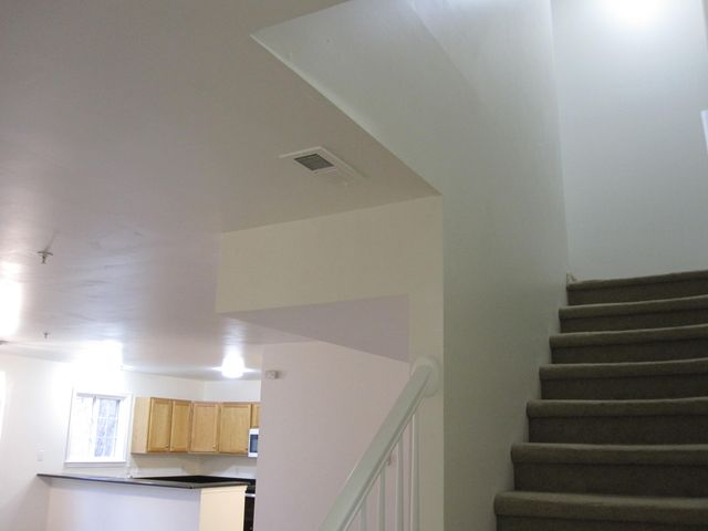 3055 Barclay Way, Ann Arbor, MI 48105