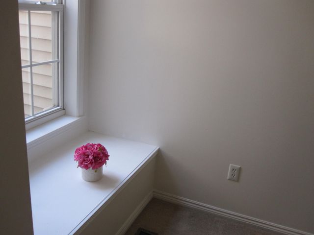 3055 Barclay Way, Ann Arbor, MI 48105