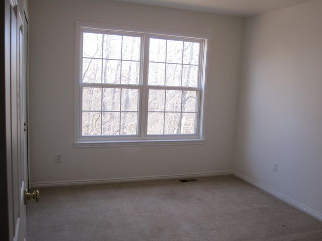 3055 Barclay Way, Ann Arbor, MI 48105