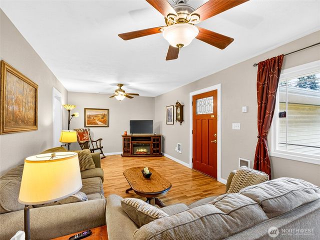 10712 NE 67 Street, Vancouver, WA 98662