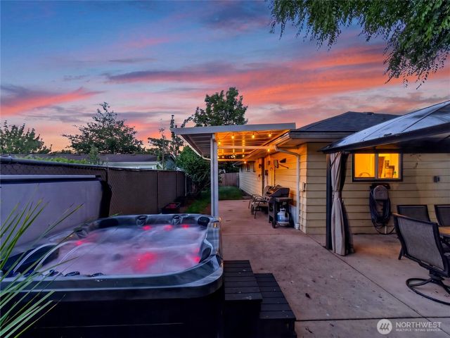 10712 NE 67 Street, Vancouver, WA 98662