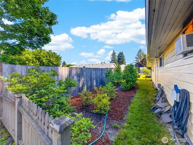 10712 NE 67 Street, Vancouver, WA 98662