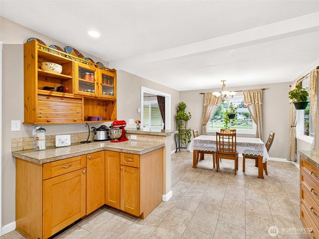 10712 NE 67 Street, Vancouver, WA 98662