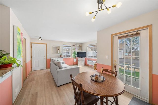 1624 Mcclure Road 1624, Aurora, IL 60505