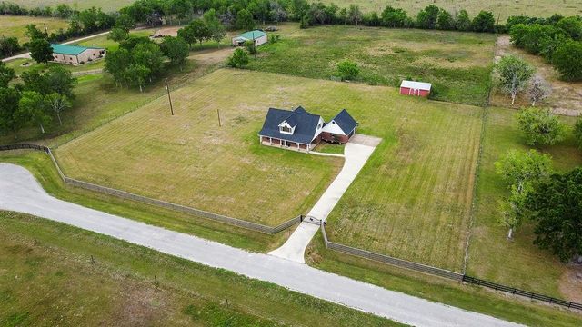 602 Cedar Creek Drive, Needville, TX 77461