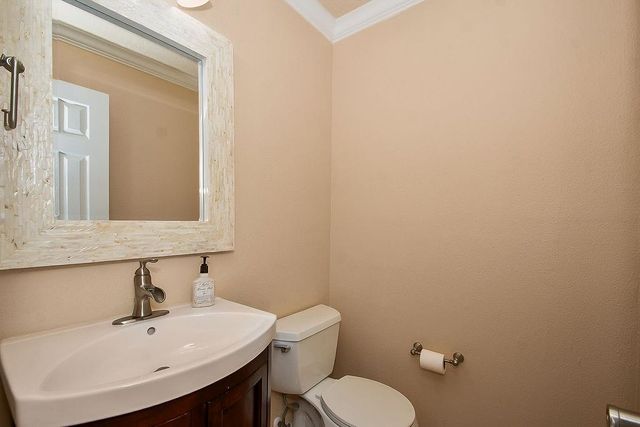 602 Cedar Creek Drive, Needville, TX 77461