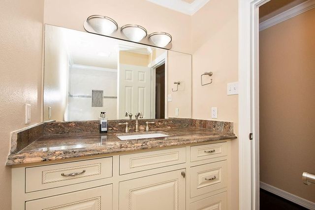602 Cedar Creek Drive, Needville, TX 77461