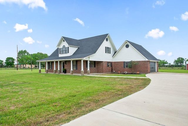 602 Cedar Creek Drive, Needville, TX 77461