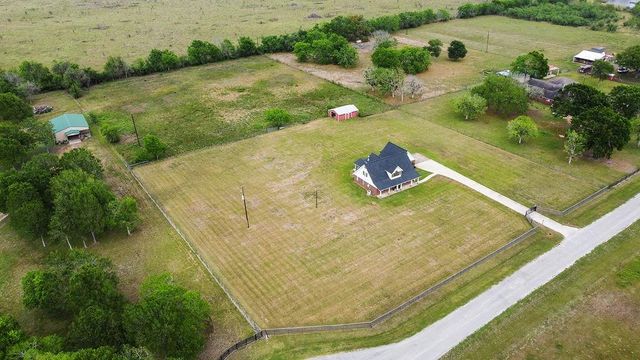 602 Cedar Creek Drive, Needville, TX 77461
