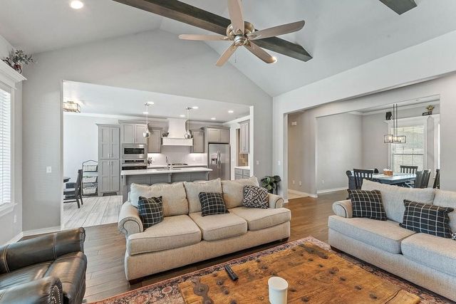 1400 Blue Moon Road, Centerton, AR 72719