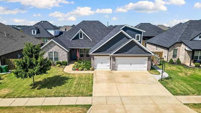 1400 Blue Moon Road, Centerton, AR 72719