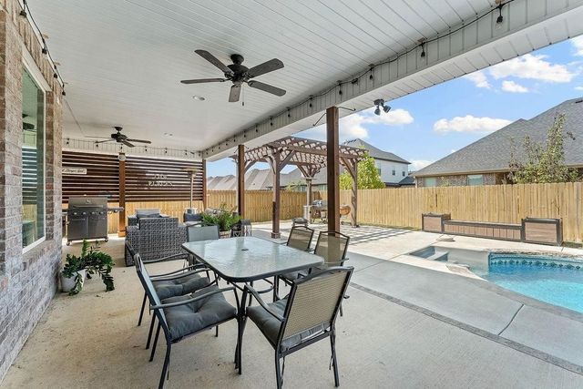 1400 Blue Moon Road, Centerton, AR 72719