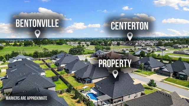 1400 Blue Moon Road, Centerton, AR 72719