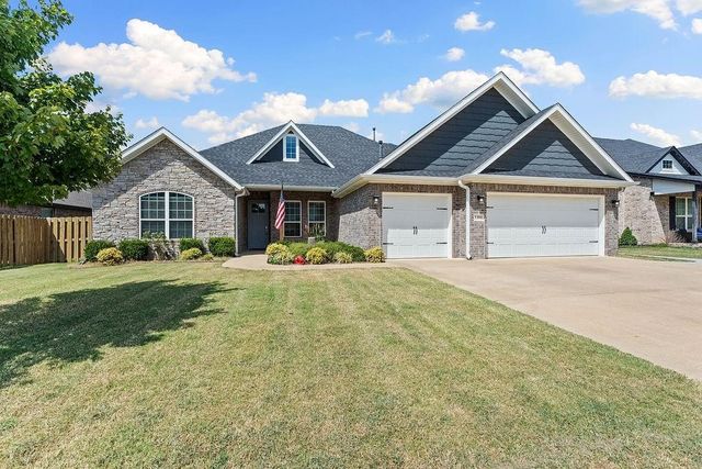 1400 Blue Moon Road, Centerton, AR 72719