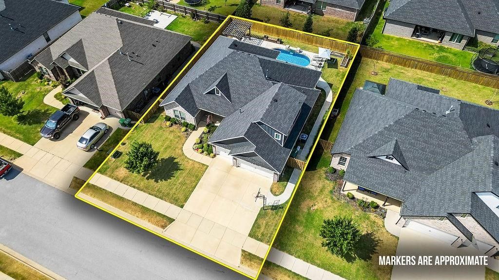 1400 Blue Moon Road, Centerton, AR 72719