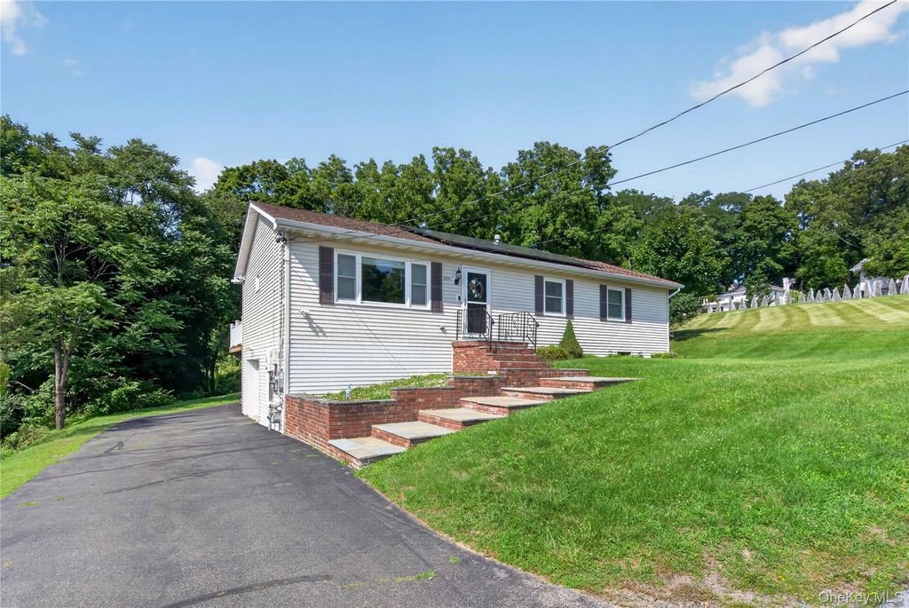 354 Robinson Avenue, Newburgh, NY 12550 — photo 2