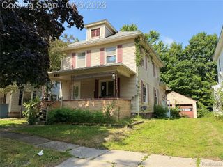 808 Division Street, Owosso, MI 48867