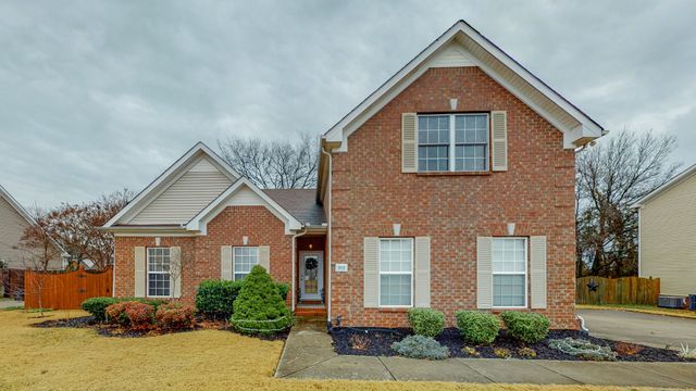 1815 Potters Ct, Murfreesboro, TN 37128