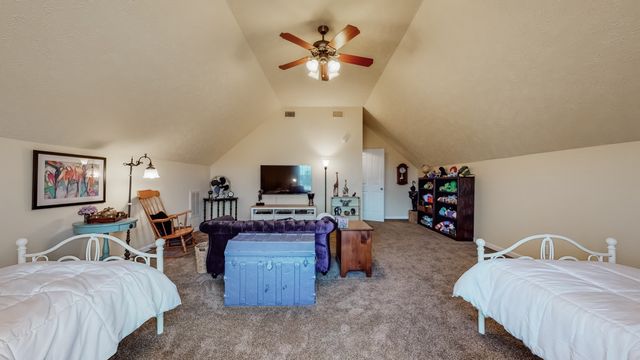 1815 Potters Ct, Murfreesboro, TN 37128